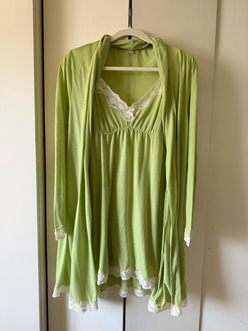 Vintage Eberjey Lace Modal Peignoir Set Pistachio Chemise & Robe Set Lady Godiva - Picture 10 of 15
